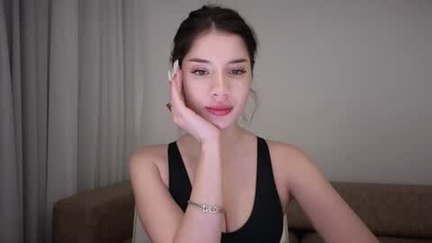 Sofa online show from 21, 7, 2026