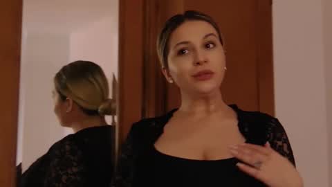 Snapshot of sublimecarla chatting on 7, 10, 2025 Carla online show from 7, 10, 2025