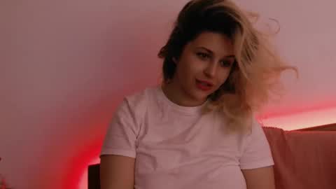 Snapshot of sublimecarla chatting on 10, 10, 2025 Carla online show from 10, 10, 2025