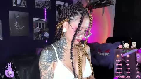 Snapshot of succubus_girl_ chatting on 2, 12, 2025 Alexy online show from 2, 12, 2025