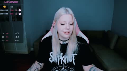 succubus_leslie online show from 5, 12, 2024