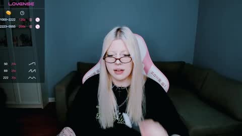 succubus_leslie online show from 22, 12, 2024