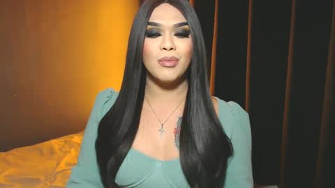 JADE ELYSE online show from 10, 1, 2025