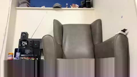 Snapshot of suckcockyh chatting on 8, 11, 2025 suckcockyh online show from 8, 11, 2025