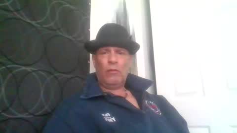 Snapshot of suckitu812 chatting on 3, 3, 2025 SUCKITU812 online show from 3, 3, 2025