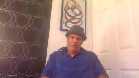 Snapshot of suckitu812 chatting on 14, 11, 2025 SUCKITU812 online show from 14, 11, 2025