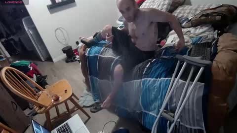 suckmeestoywood online show from 15, 2, 2025