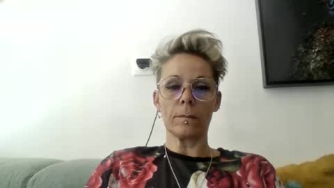 sucrette5629 online show from 2, 5, 2026