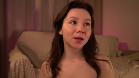 sueflay online show from 22, 4, 2026