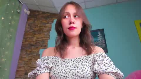 Snapshot of sugar_blond chatting on 4, 2, 2025 sugar blond online show from 4, 2, 2025