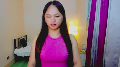 Snapshot of sugar_munch chatting on 7, 3, 2025 Cheska online show from 7, 3, 2025