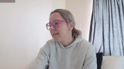 Sugar 4pm-8pm CAT Mon-Fri online show from 30, 9, 2025