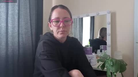 Sugar 4pm-8pm CAT Mon-Fri online show from 2, 10, 2025