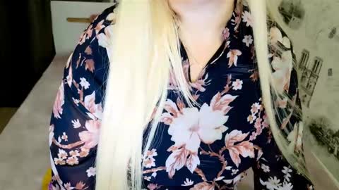 sugarkissx online show from 17, 9, 2025