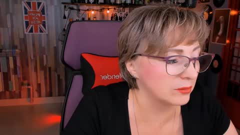 Snapshot of sugarvi chatting on 14, 11, 2025 Vivien online show from 14, 11, 2025