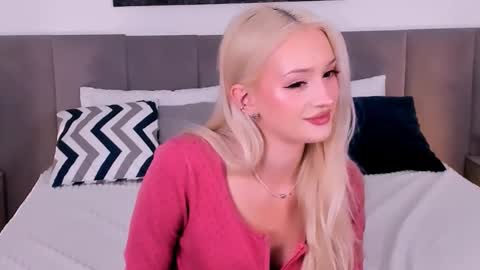 sugarwhisper online show from 9, 9, 2025