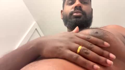 Let me be your knight that saves you online show from 24, 11, 2025