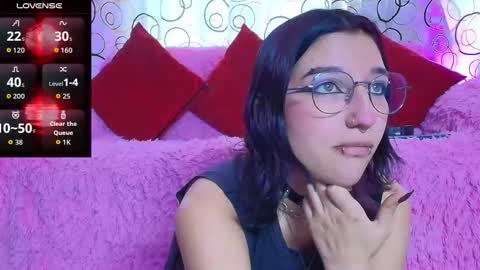 Snapshot of sukifuyu__ chatting on 17, 12, 2025 online show from 17, 12, 2025