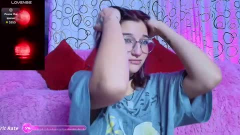 Snapshot of sukifuyu__ chatting on 5, 3, 2026 online show from 5, 3, 2026