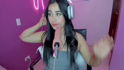 Snapshot of sulmatevans_ chatting on 2, 10, 2025 Diana online show from 2, 10, 2025