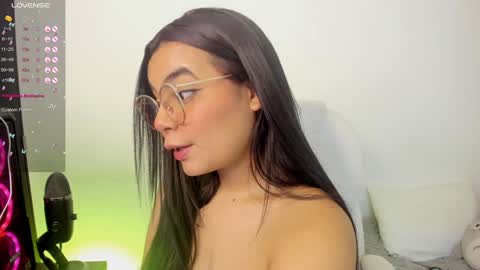 Snapshot of sumersunsett chatting on 26, 1, 2025 sumersunsett online show from 26, 1, 2025