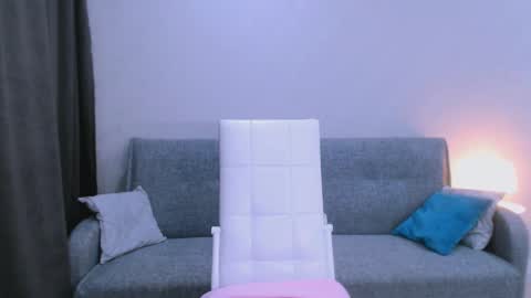 Snapshot of summer_finn chatting on 19, 10, 2025 Christina online show from 19, 10, 2025