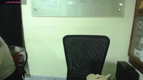 Snapshot of summer_girls01 chatting on 9, 1, 2025 summer_girls01 online show from 9, 1, 2025