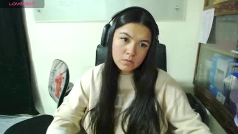 Snapshot of summer_girls01 chatting on 11, 2, 2025 summer_girls01 online show from 11, 2, 2025