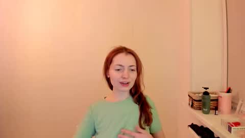 Summer Preston online show from 3, 12, 2025