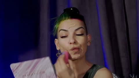 Snapshot of summer_quinn_ chatting on 2, 1, 2025 Deea online show from 2, 1, 2025