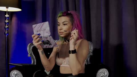 Snapshot of summer_quinn_ chatting on 10, 1, 2025 Deea online show from 10, 1, 2025