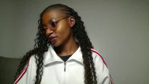 Snapshot of summerbuddy chatting on 16, 6, 2026 summerbuddy online show from 16, 6, 2026