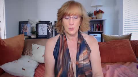 Snapshot of summerknightzzz chatting on 13, 9, 2025 SummerKnightzzz online show from 13, 9, 2025