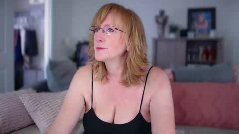 SummerKnightzzz online show from 14, 5, 2026