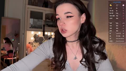 Miss Nelly online show from 17, 12, 2024