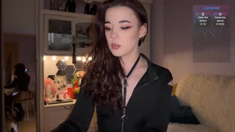 Miss Nelly online show from 12, 2, 2025