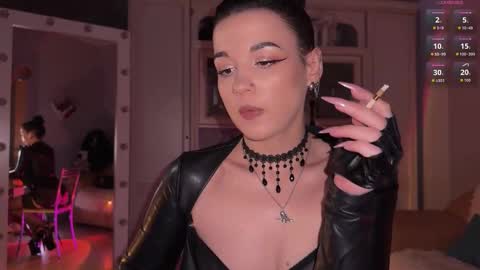 Miss Nelly online show from 15, 9, 2025