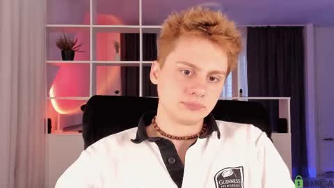 Snapshot of sunburn_boy chatting on 24, 6, 2026 Emilio online show from 24, 6, 2026