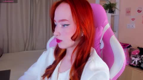 Snapshot of sunflare_ chatting on 14, 12, 2025 sunflare_ online show from 14, 12, 2025