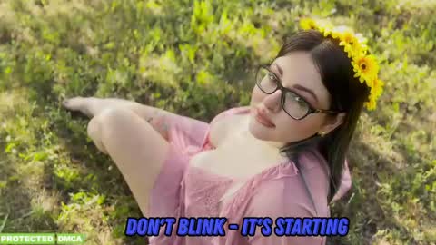 Tina. Im topless model  online show from 30, 4, 2026