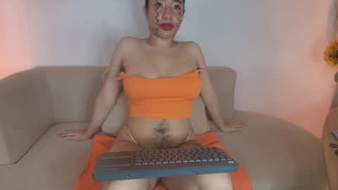 Aillyn Perez online show from 20, 4, 2026