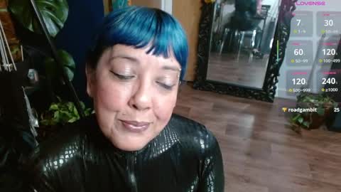 Sunni Knight online show from 7, 5, 2026