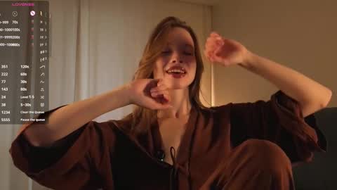 Kiki online show from 12, 9, 2025