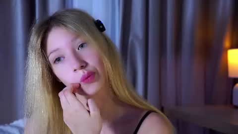 Lily online show from 18, 7, 2026