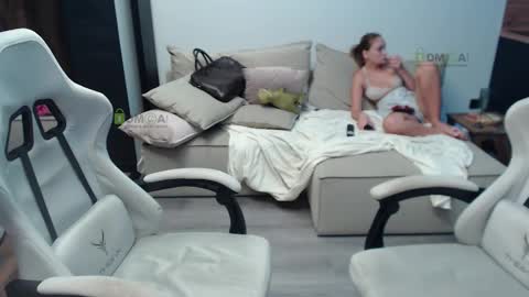 Alice and Sergey online show from 21, 10, 2025