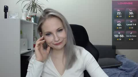 Snapshot of sunny_bunny6 chatting on 1, 2, 2025 Naomi online show from 1, 2, 2025