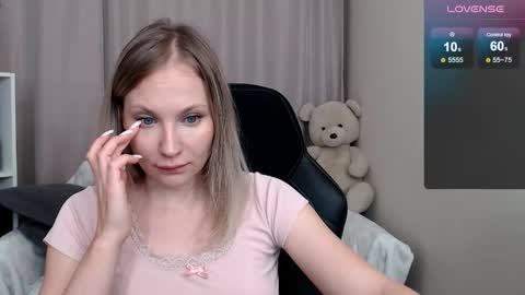 Snapshot of sunny_bunny6 chatting on 26, 2, 2026 Naomi online show from 26, 2, 2026