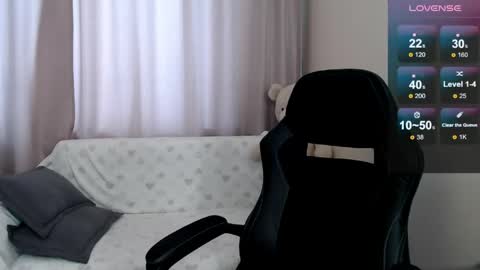 Snapshot of sunny_bunny6 chatting on 6, 3, 2026 Naomi online show from 6, 3, 2026