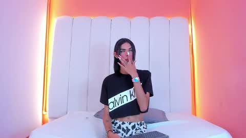 Sunny online show from 2, 2, 2026