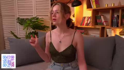 Sunny online show from 3, 8, 2026